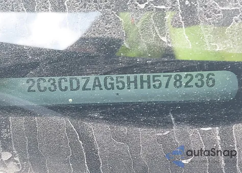 2017 Dodge Challenger Sxt z USA, uszkodzony, nr VIN 2C3CDZAG5HH578236